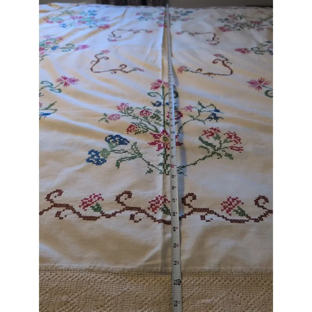 VINTAGE HAND EMBROIDERED Cross Stitched Crochet With Lace Bed Spread Cover